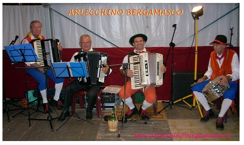 Musicisti con fisarmoniche (Arlecchino Bergamasco)